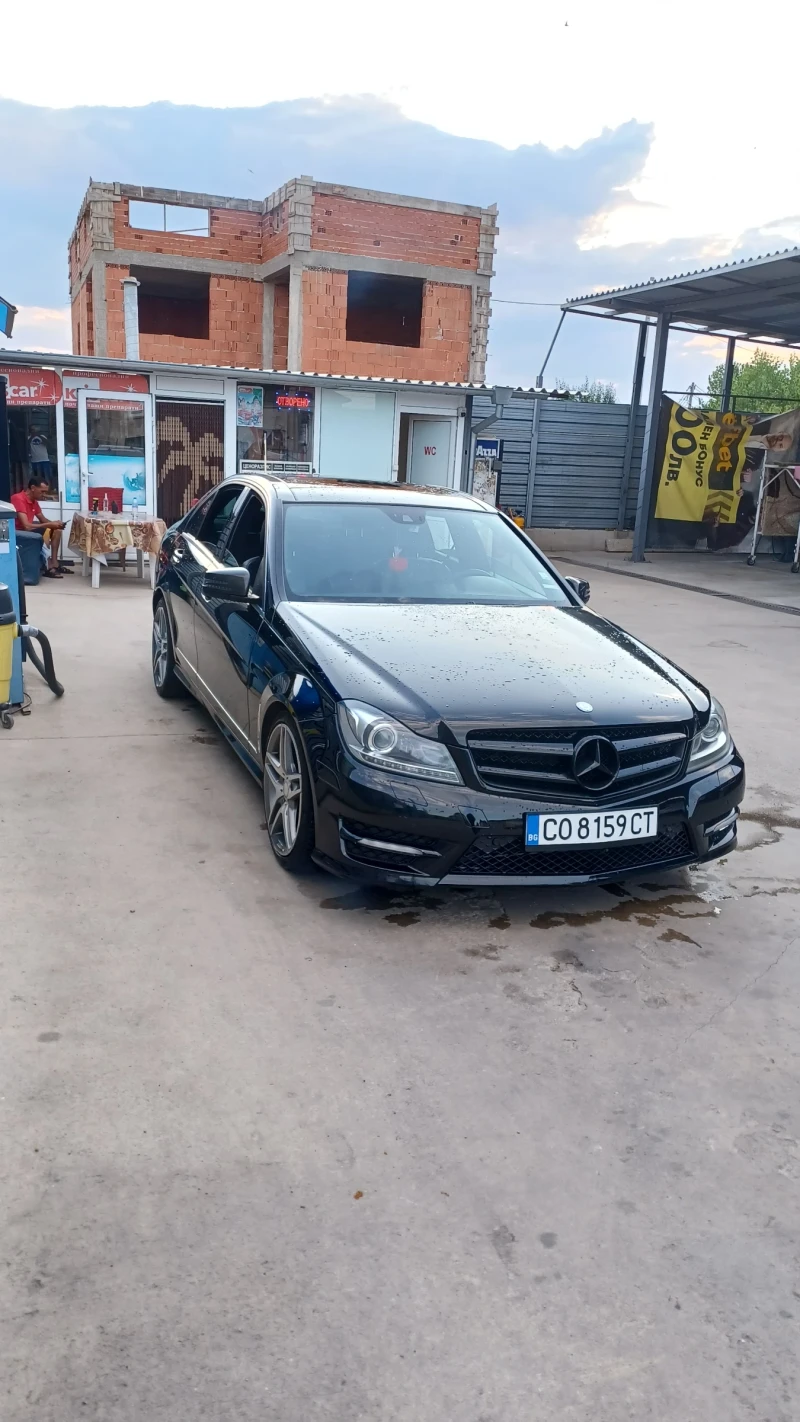 Mercedes-Benz C 350, снимка 2 - Автомобили и джипове - 47411182