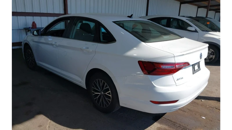 VW Jetta 1.4T R-LINE, снимка 4 - Автомобили и джипове - 47534821