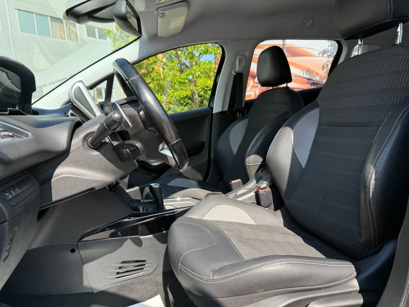 Peugeot 2008 1.6d 99 к.с., снимка 8 - Автомобили и джипове - 49345940