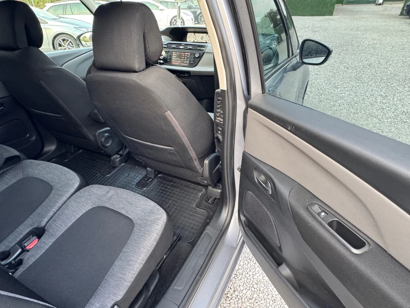 Citroen Grand C4 Picasso 1.5 BlueHDI-130ps / АВТОМАТИК 8-ск / ПЕРФЕКТЕН / , снимка 10 - Автомобили и джипове - 51173214