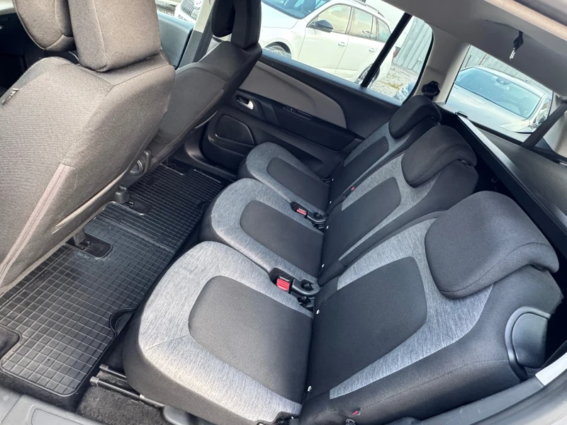 Citroen Grand C4 Picasso 1.5 BlueHDI-130ps / АВТОМАТИК 8-ск / ПЕРФЕКТЕН / , снимка 8 - Автомобили и джипове - 51173214