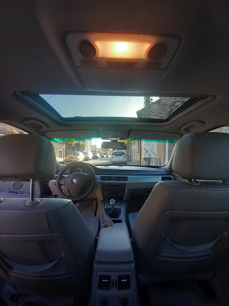 BMW 320, снимка 10 - Автомобили и джипове - 52285911