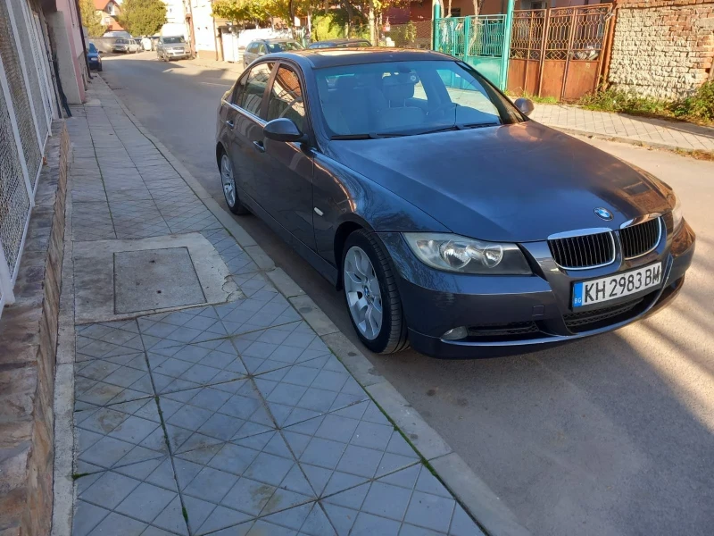 BMW 320, снимка 14 - Автомобили и джипове - 52285911