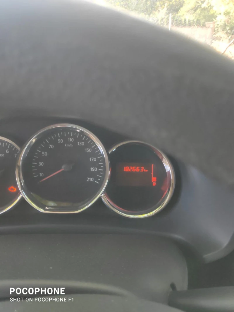 Dacia Sandero, снимка 10 - Автомобили и джипове - 52302204