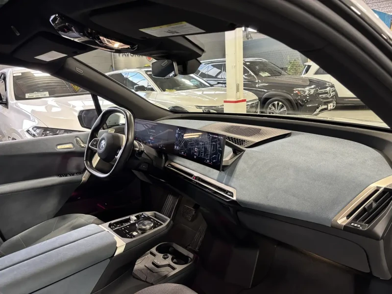 BMW iX FULL MAXX, снимка 8 - Автомобили и джипове - 52403803