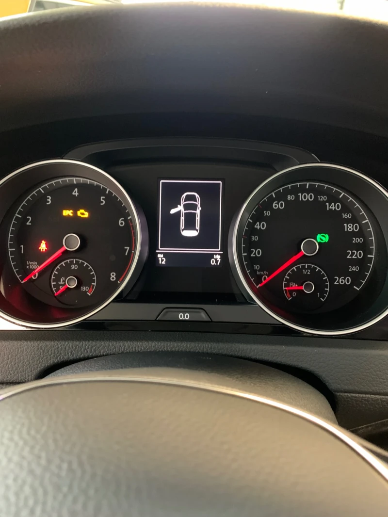 VW Golf Facelift , снимка 3 - Автомобили и джипове - 53276103