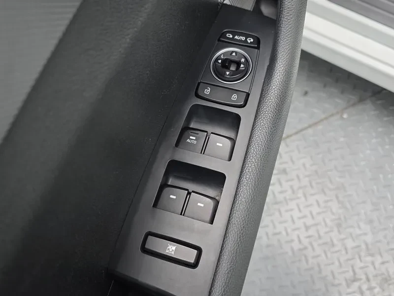 Hyundai Sonata New Rise 2.0 Style, снимка 17 - Автомобили и джипове - 53367058