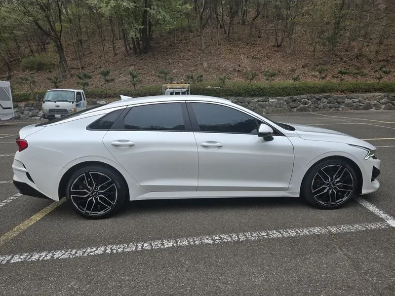 Kia K5 1.6 Turbo Trendy, снимка 4 - Автомобили и джипове - 55935664