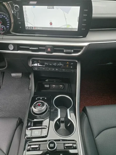 Kia K5 1.6 Turbo Trendy, снимка 11 - Автомобили и джипове - 55935664