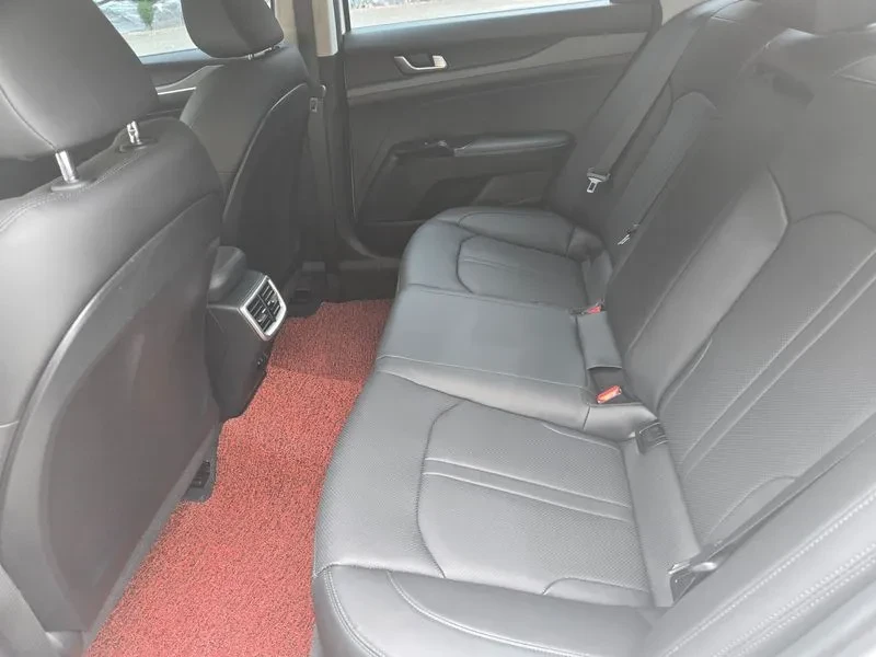 Kia K5 1.6 Turbo Trendy, снимка 14 - Автомобили и джипове - 55935664