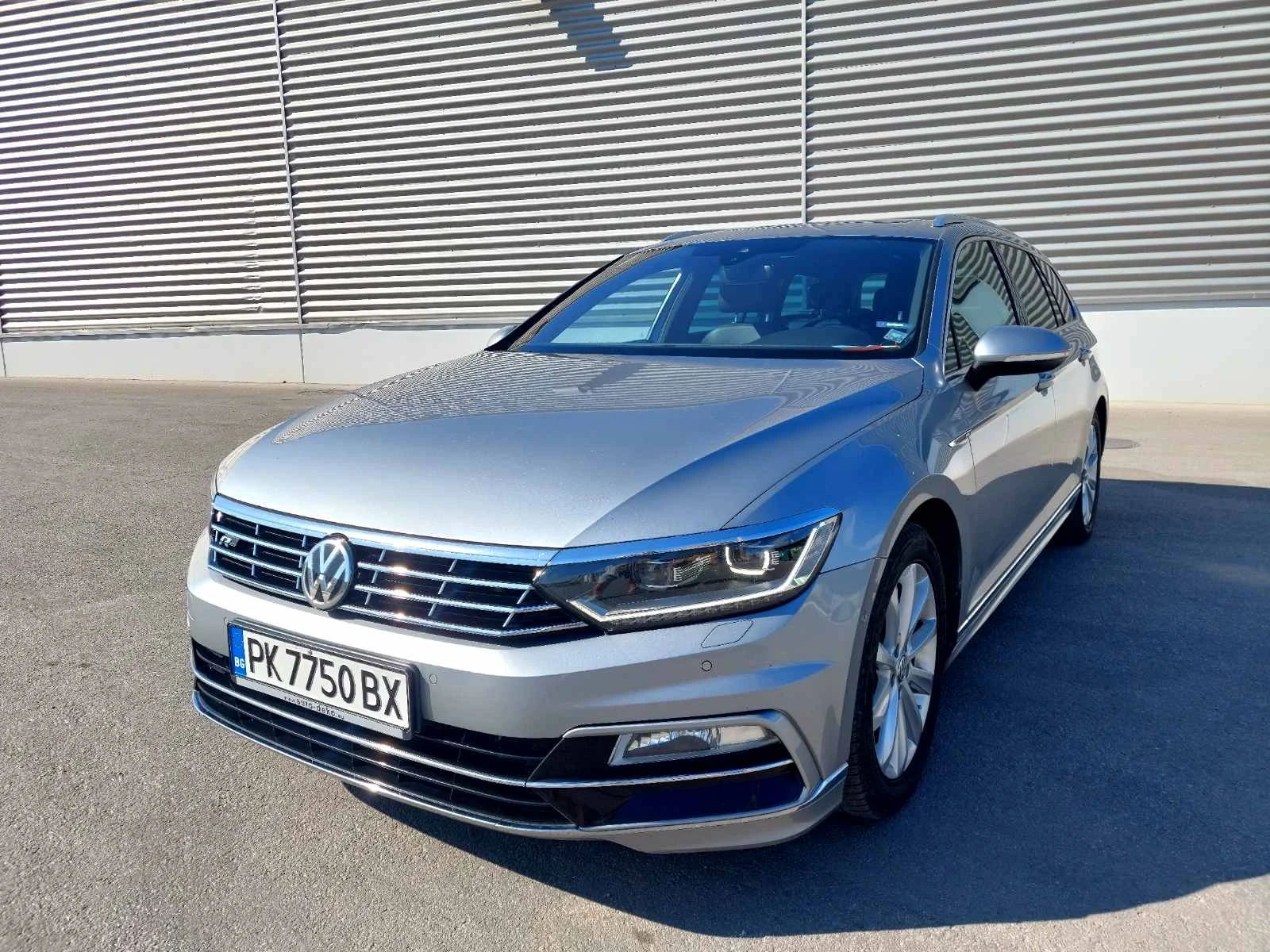 VW Passat R Line MATRIX, снимка 1