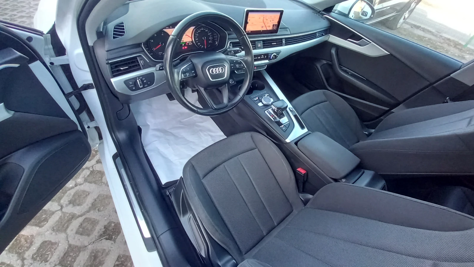 Audi A4 ИЗКЛЮЧИТЕЛНА СЕРВИ КНИЖК ОБСЛУЖН УНИКТ 2.0TDI НАВИ - изображение 8