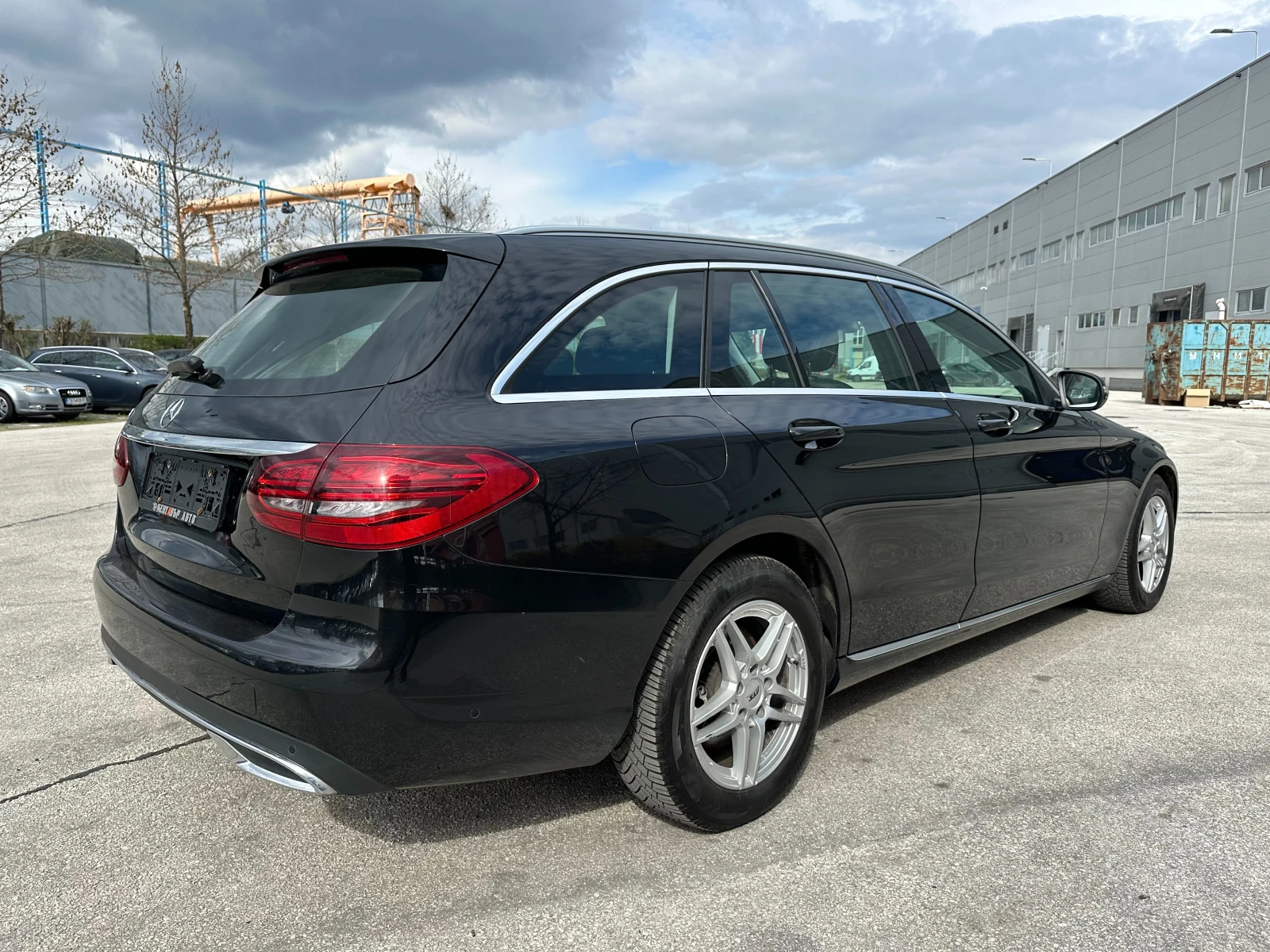 Mercedes-Benz C 220 194 к.с. Facelift - изображение 4