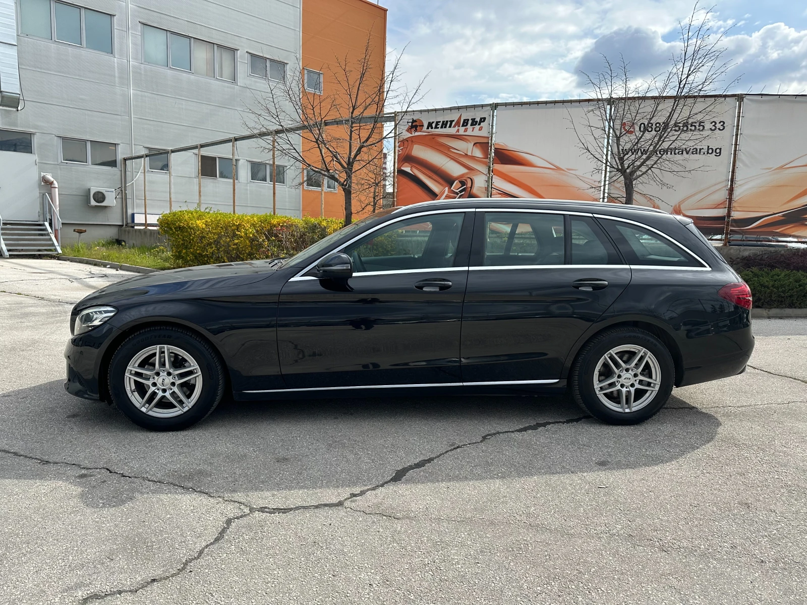 Mercedes-Benz C 220 194 к.с. Facelift - изображение 2