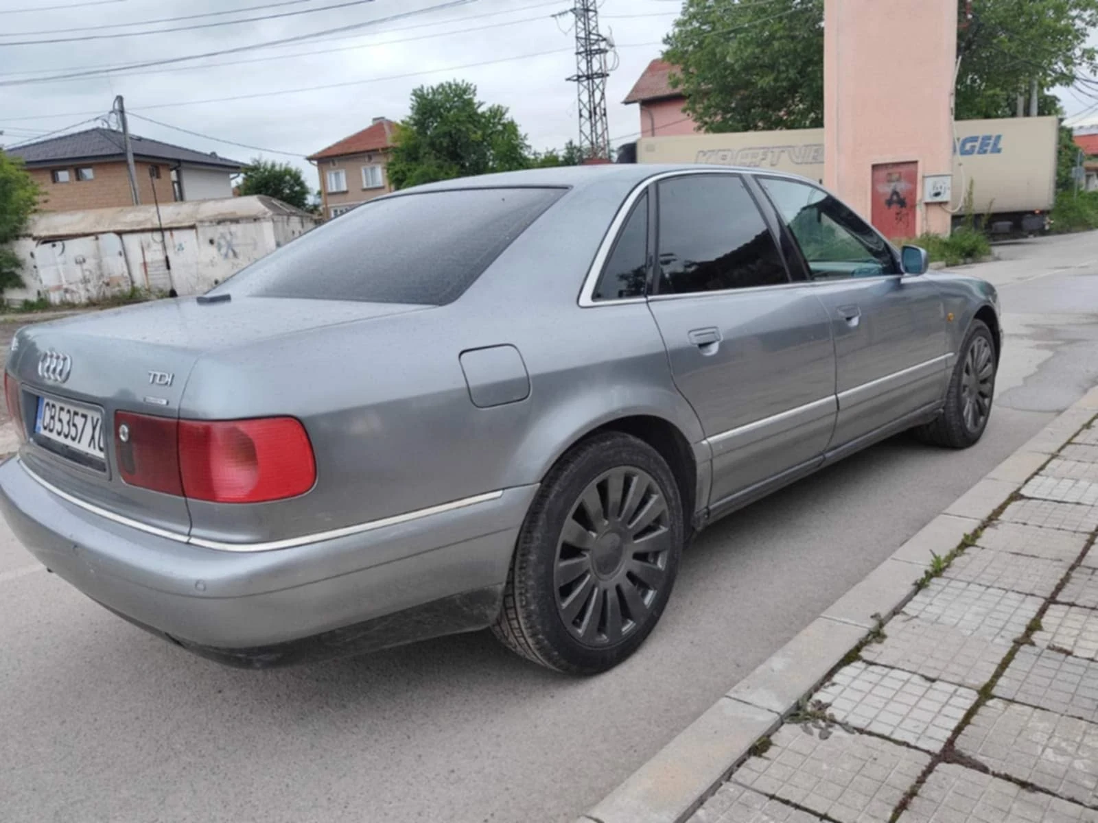 Audi A8 2.5 TDI Quattro - изображение 2