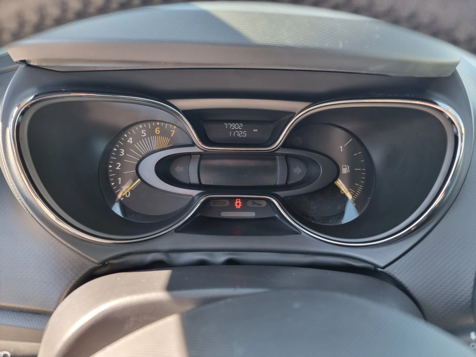 Renault Captur Energy TCe 120 к.с. EDC - изображение 9