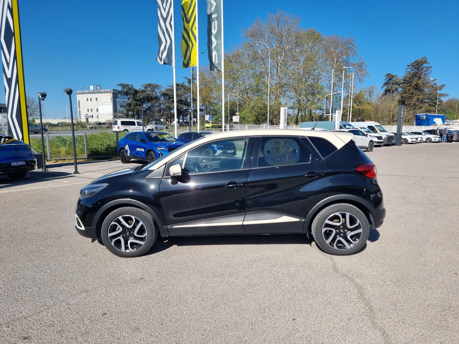 Renault Captur Energy TCe 120 к.с. EDC - изображение 8