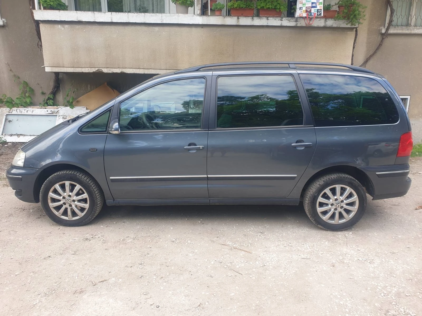 VW Sharan 1.9TDI - изображение 5