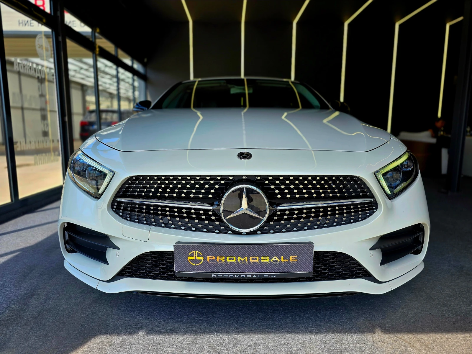 Mercedes-Benz CLS 350 d 4MATIC* AMG* AIR BODY* Burmester* Лизинг - изображение 2