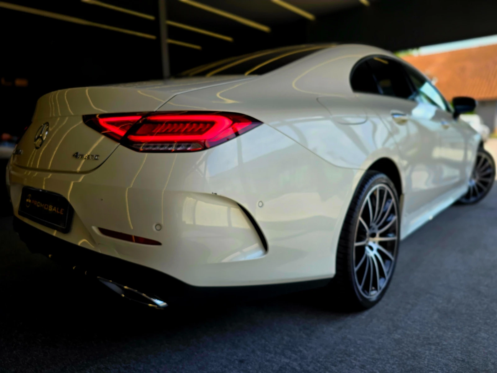 Mercedes-Benz CLS 350 d 4MATIC* AMG* AIR BODY* Burmester* Лизинг - изображение 4