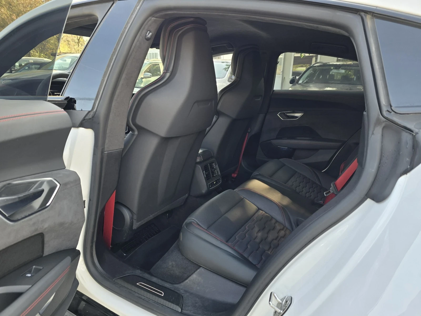 Audi E-Tron GT RS QUATTRO  | Mobile.bg   12