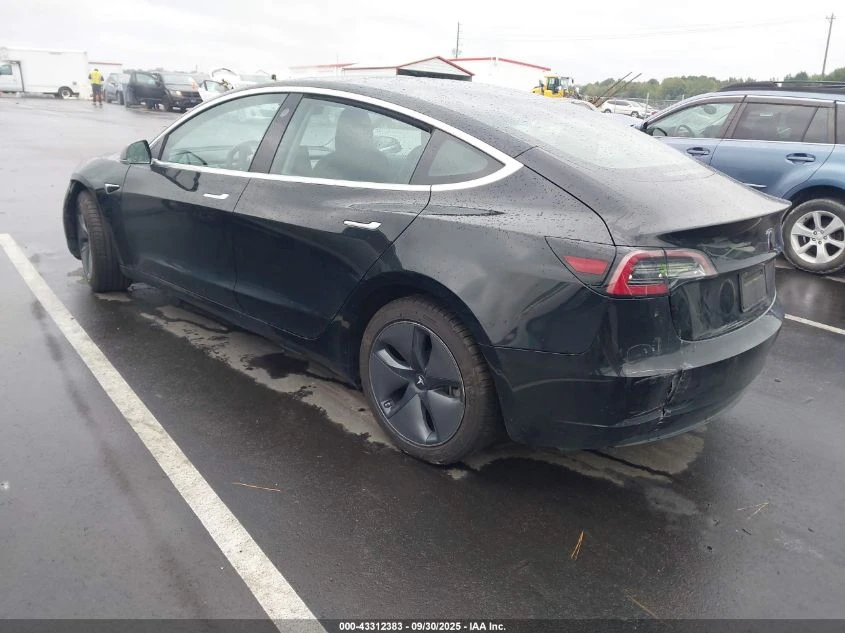 Tesla Model 3 U  U UX Rear Wheel Drive - изображение 10