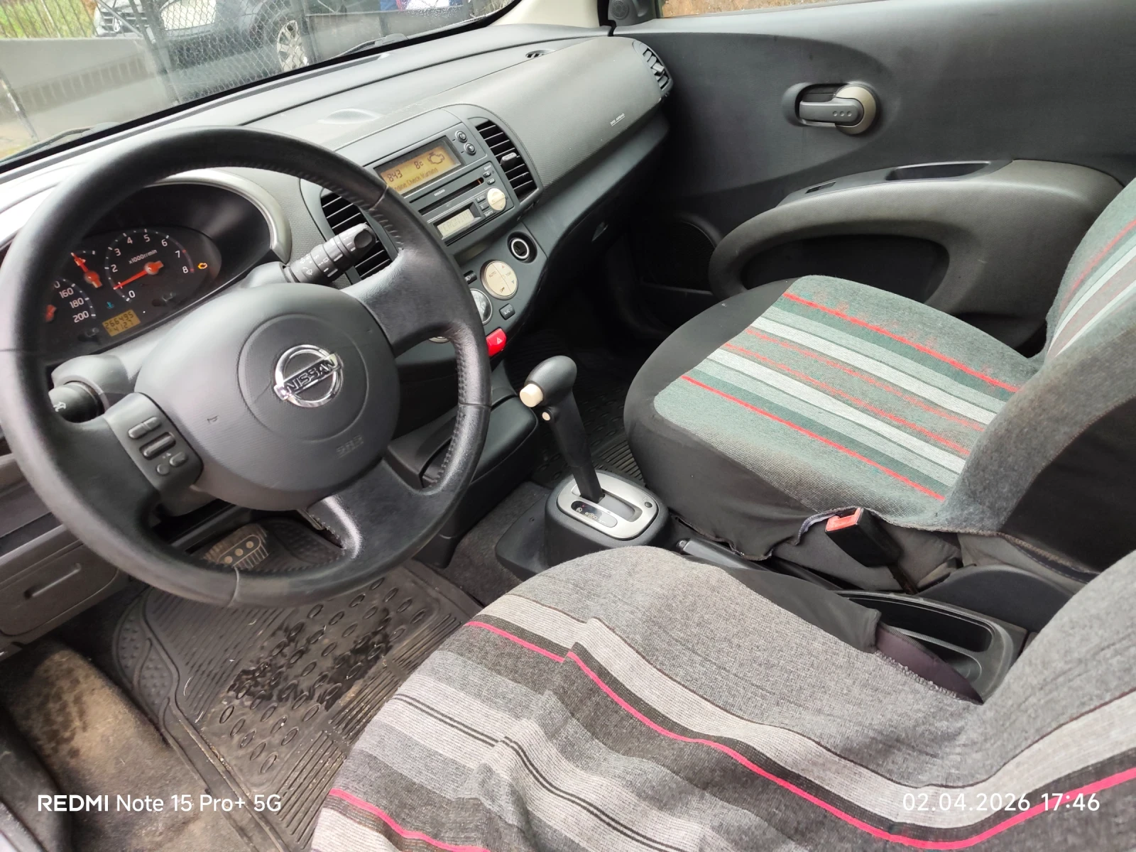 Nissan Micra 1.2, снимка 9 - Автомобили и джипове - 54070106