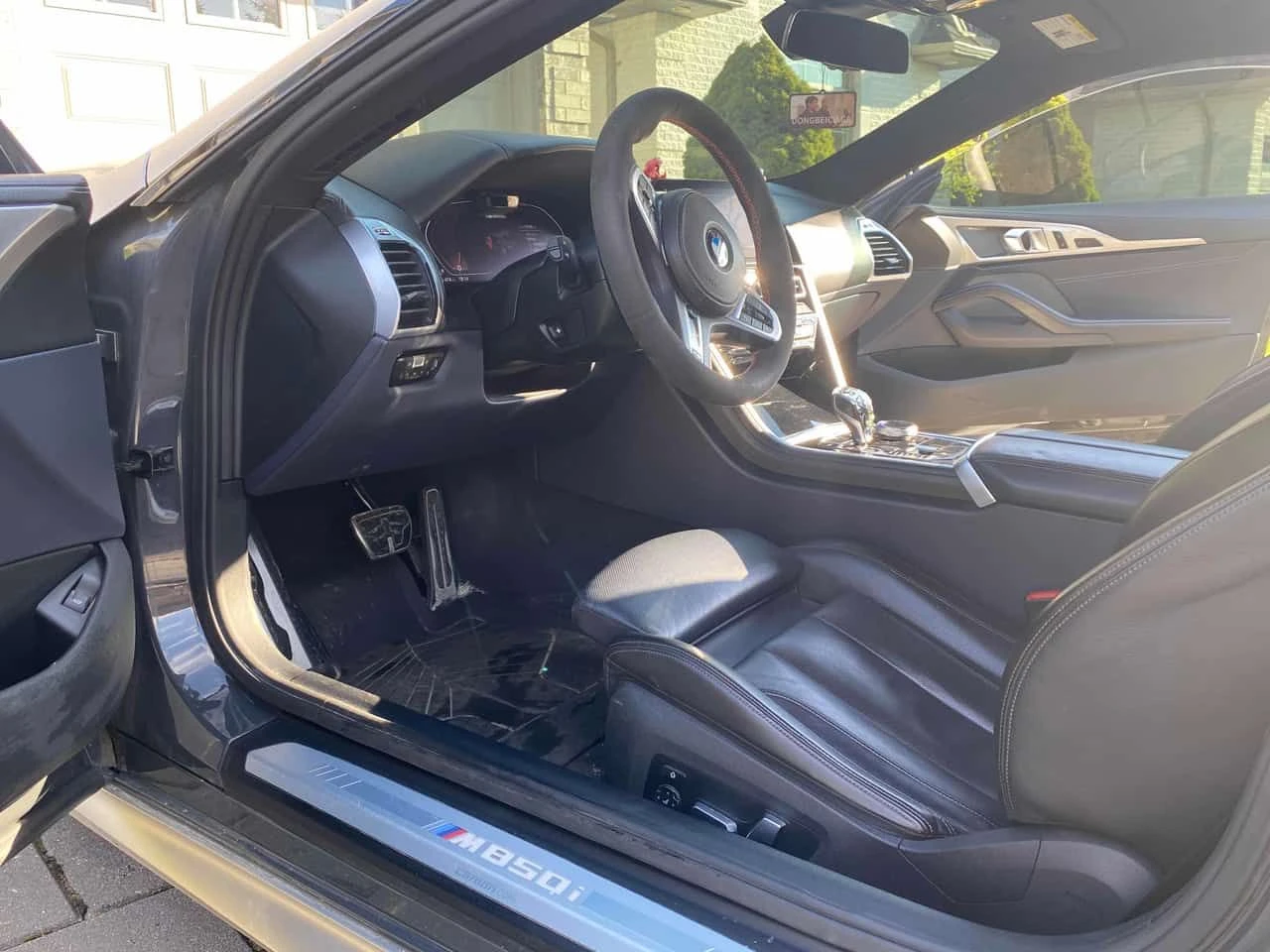 BMW 850 M850i xDrive  CARFAX, снимка 5 - Автомобили и джипове - 54377189