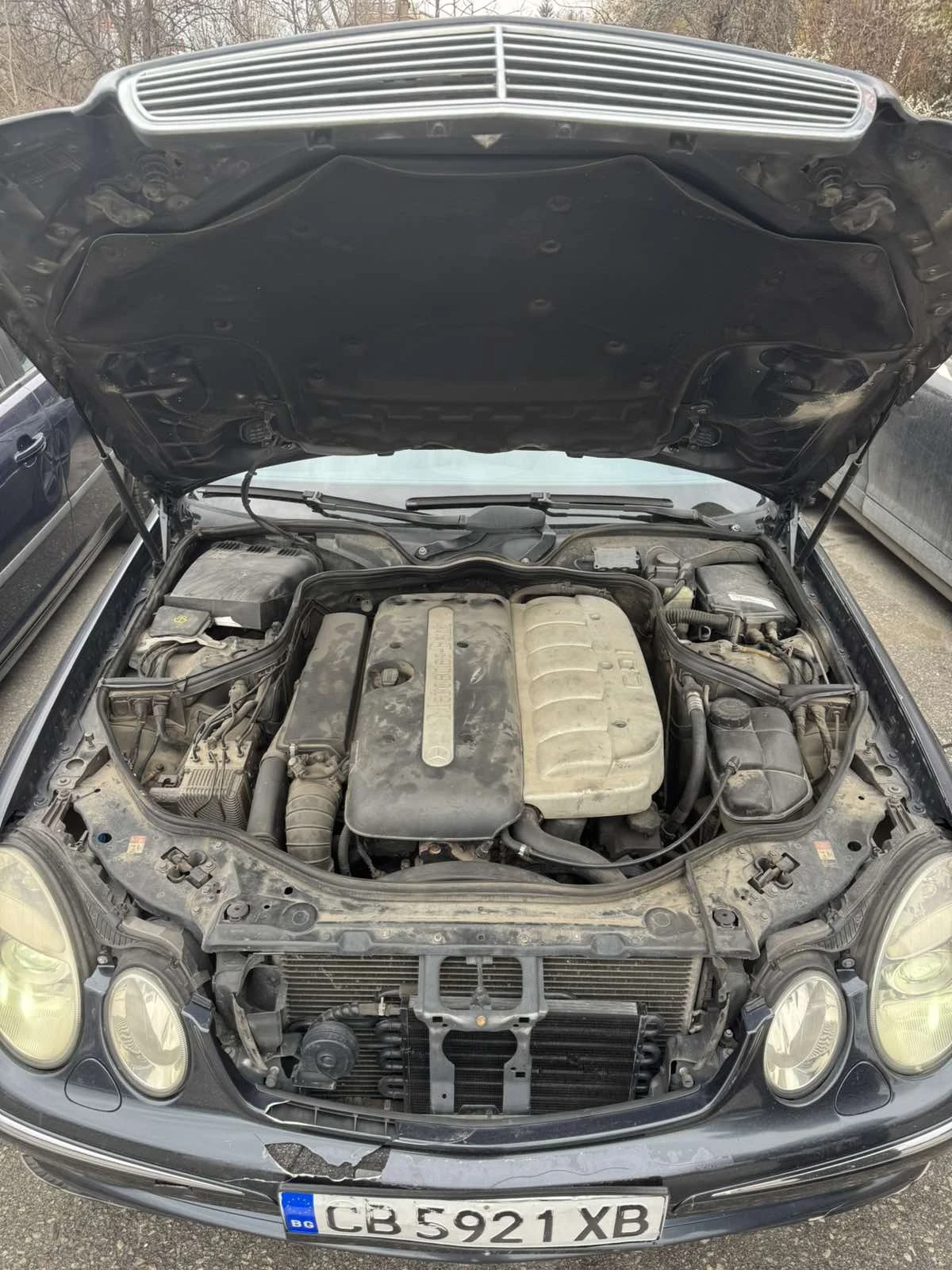Mercedes-Benz E 320 CDI, снимка 3 - Автомобили и джипове - 54458349