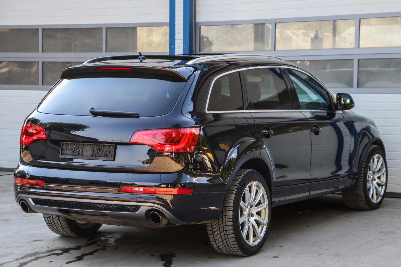 Audi Q7 4.2TDI3xSlineDistronicBosePano7mKeylessActiveSound, снимка 8 - Автомобили и джипове - 55003465
