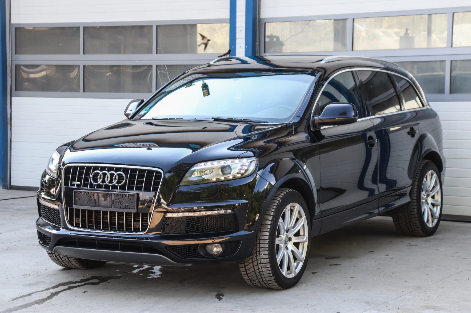 Audi Q7 4.2TDI3xSlineDistronicBosePano7mKeylessActiveSound, снимка 2 - Автомобили и джипове - 55003465