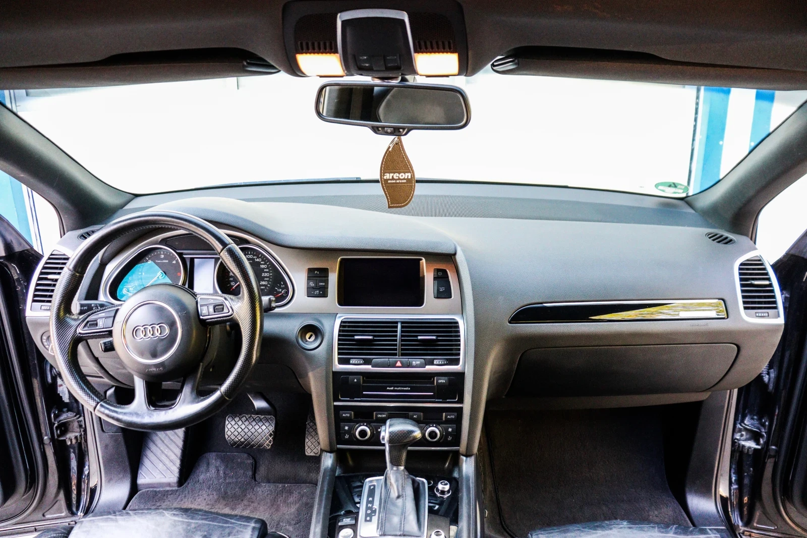 Audi Q7 4.2TDI3xSlineDistronicBosePano7mKeylessActiveSound, снимка 12 - Автомобили и джипове - 55003465
