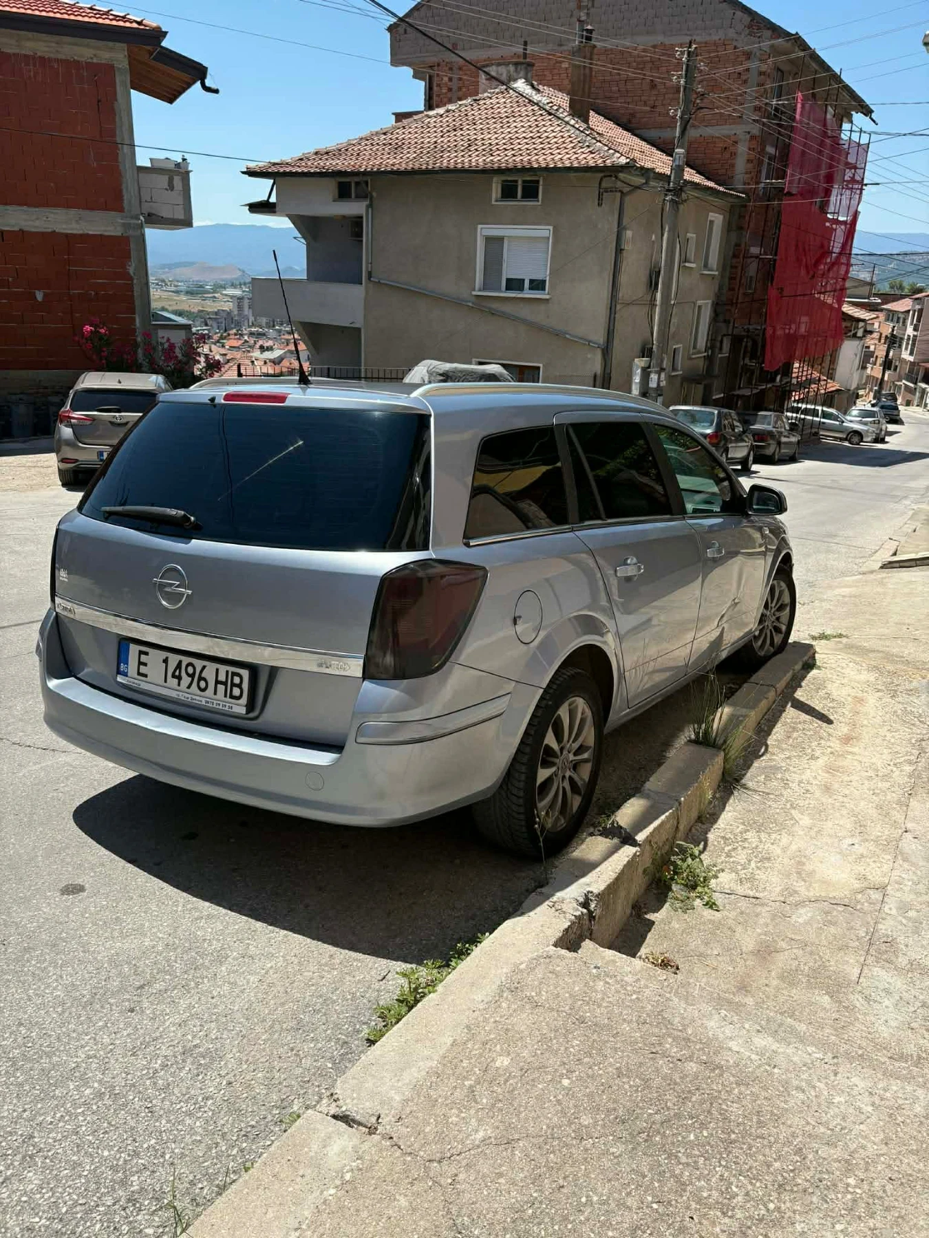 Opel Astra H, снимка 4 - Автомобили и джипове - 55316817