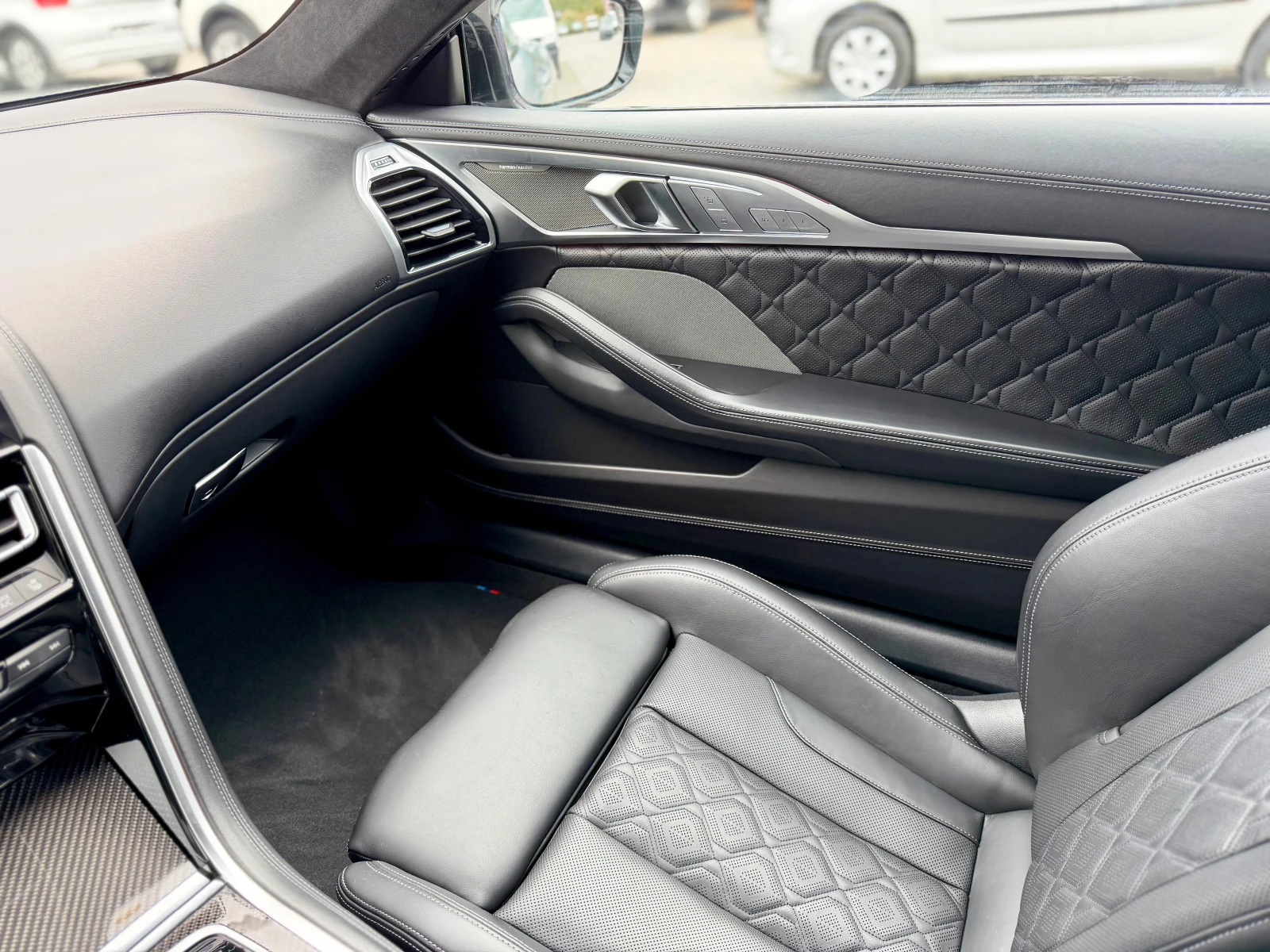 BMW M8 Competition* Facelift* HeadUp 950, снимка 13 - Автомобили и джипове - 56233511