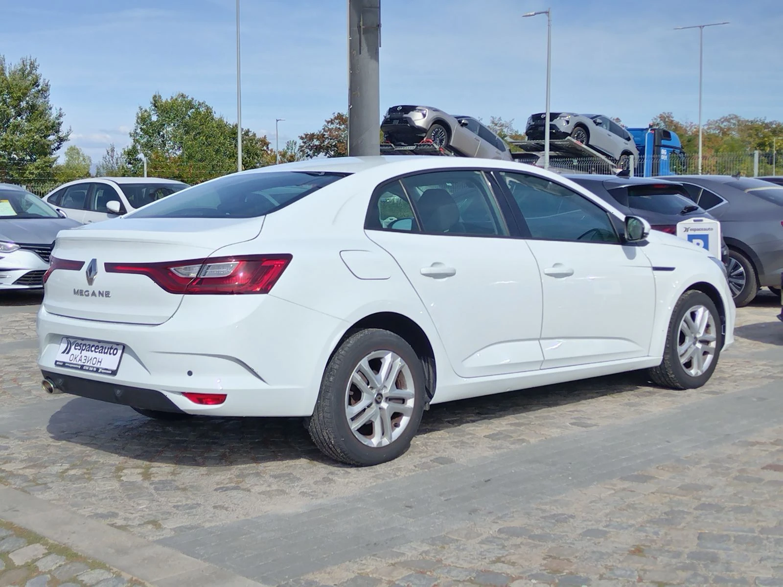 Renault Megane 1.3Tce/140к.с./Life, снимка 4 - Автомобили и джипове - 56353764