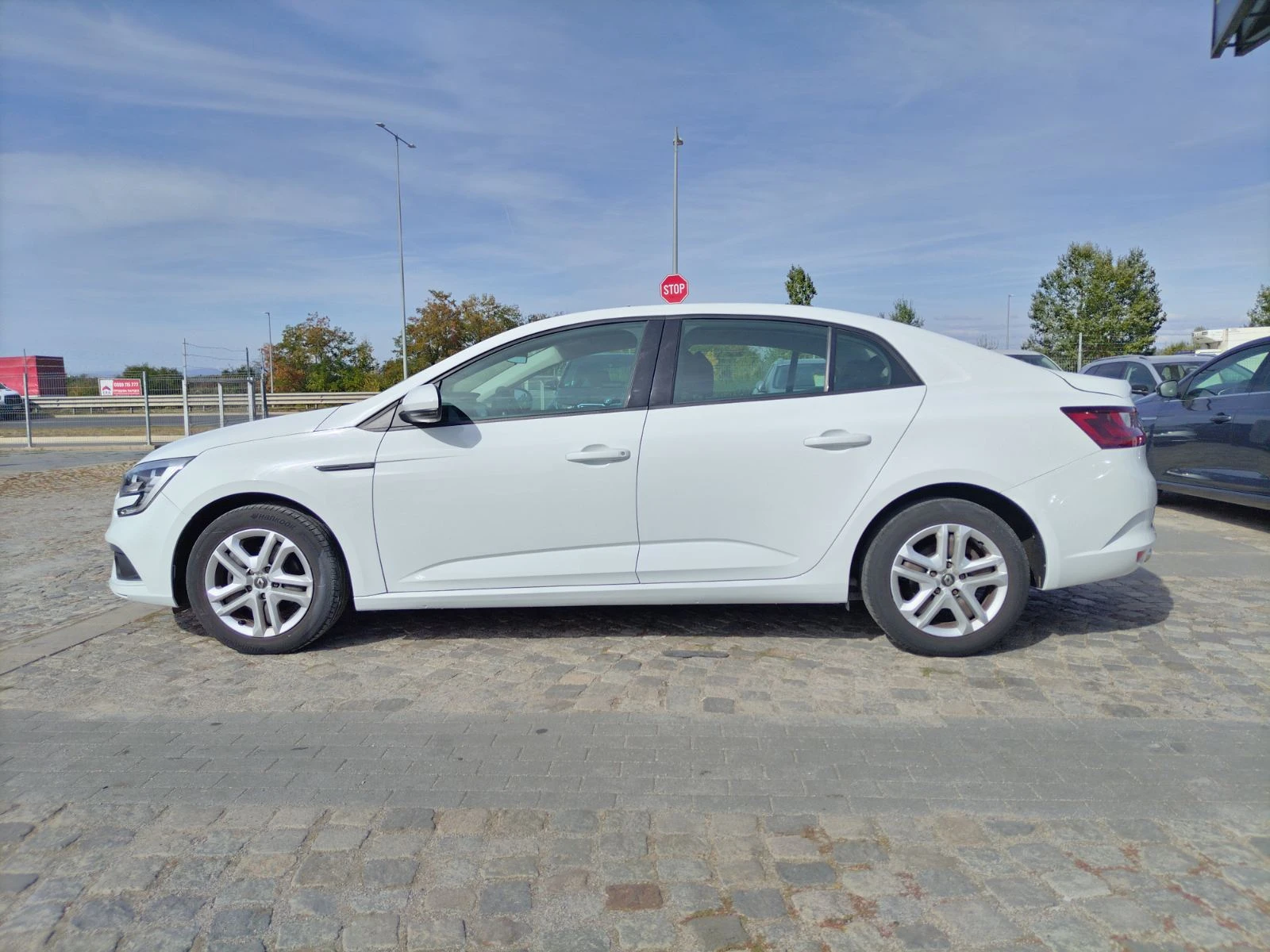 Renault Megane 1.3Tce/140к.с./Life, снимка 7 - Автомобили и джипове - 56353764