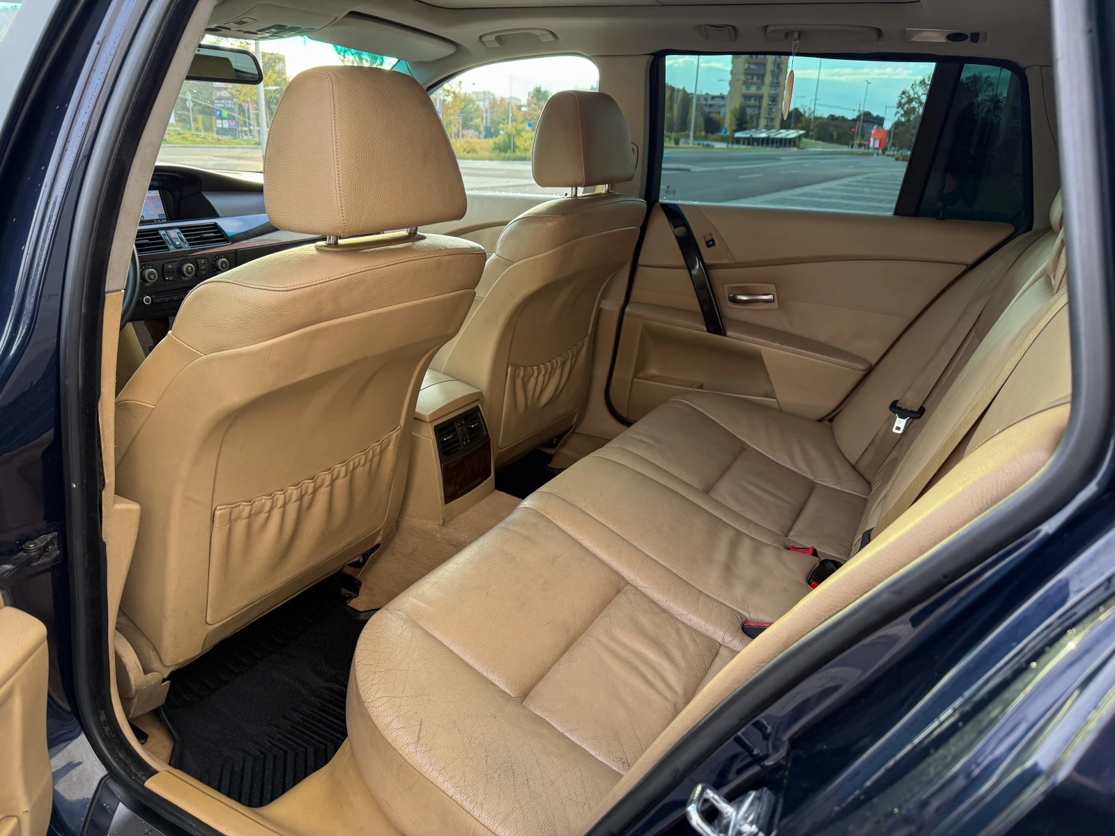BMW 530 3.0d, снимка 11 - Автомобили и джипове - 56722274