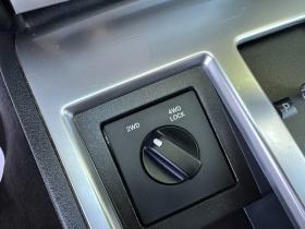 Dodge Nitro 2.8CRDI Автомат/Кожа, снимка 17