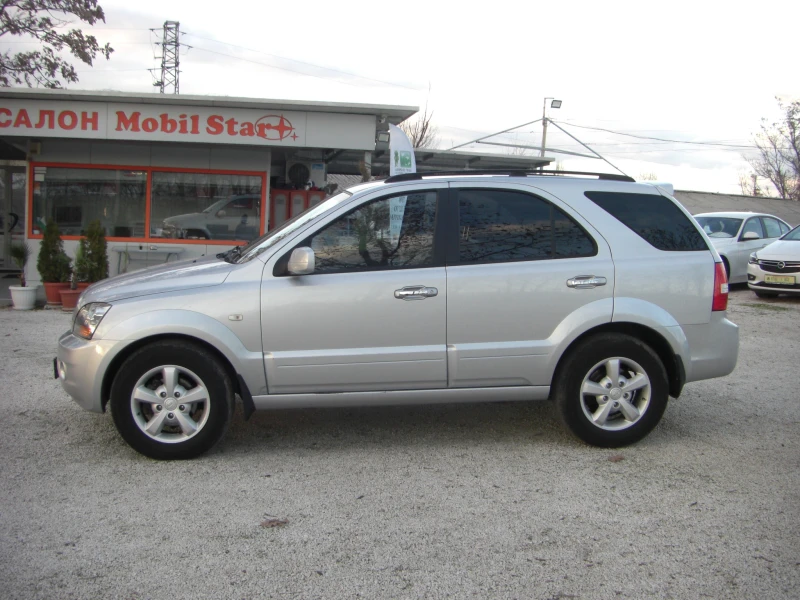 Kia Sorento 2.5crdi 4x4 FACELIFT, снимка 2 - Автомобили и джипове - 48813476