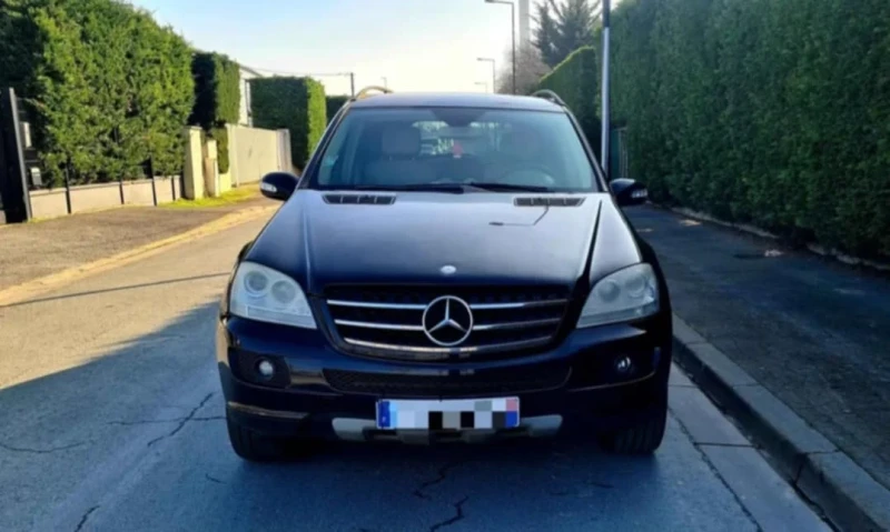 Mercedes-Benz ML 320, снимка 7 - Автомобили и джипове - 49430601