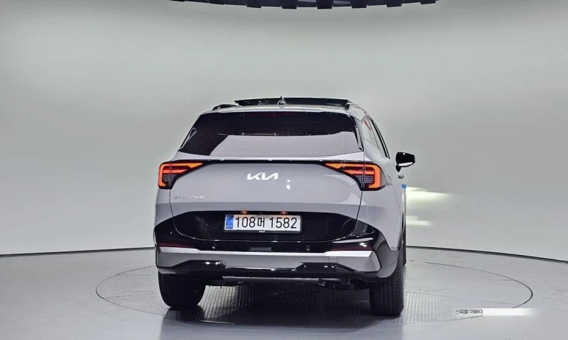 Kia Sportage Gasoline 1.6 Turbo 2WD Signature, снимка 4 - Автомобили и джипове - 51992789