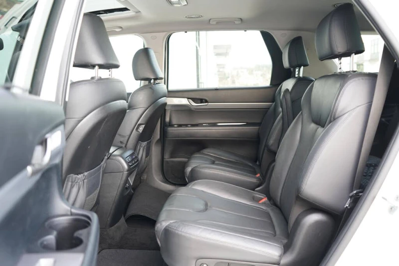 Hyundai Palisade Luxury BLINDSPOT* 360CAM* ПОДГРЕВ* ОБДУХВАНЕ* H/K*, снимка 12 - Автомобили и джипове - 52831628