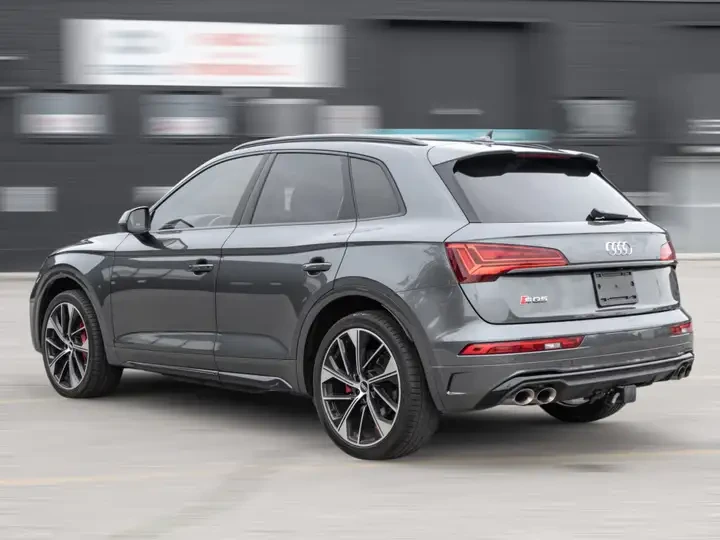 Audi SQ5 PRESTIGE/360 VIEW/PANO/KEYLESS/LANE ASSIST/ADAPTIV - изображение 6