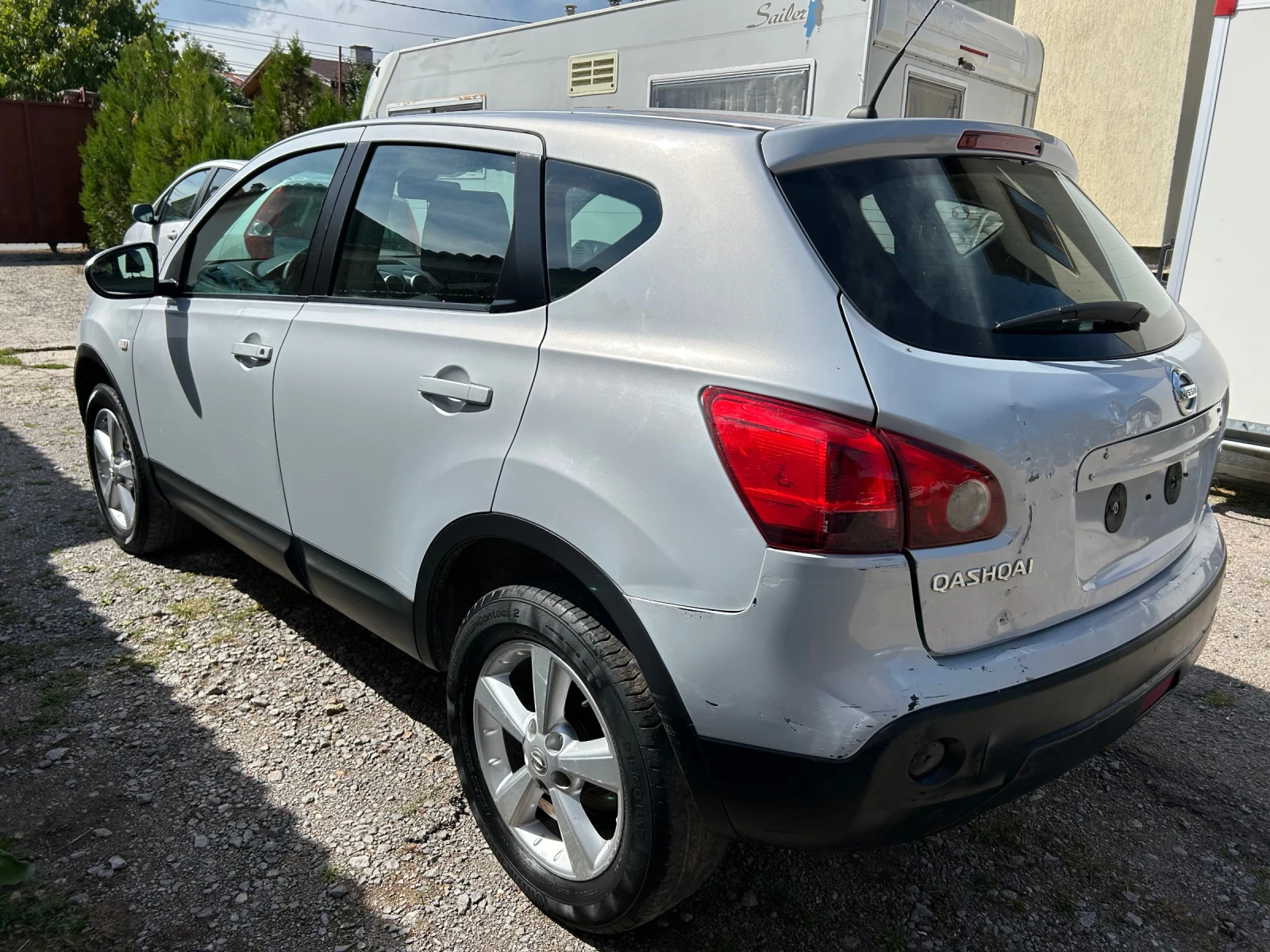 Nissan Qashqai 2.0D DCI - изображение 6