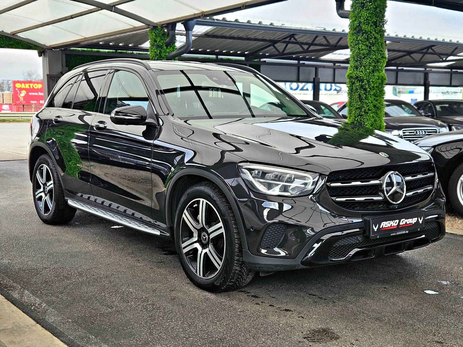 Mercedes-Benz GLC 300 AMG/GERMANY/DISTR//360CAMERA/ПОДГРEВ/AMBIENT/LIZIN, снимка 3 - Автомобили и джипове - 50988644