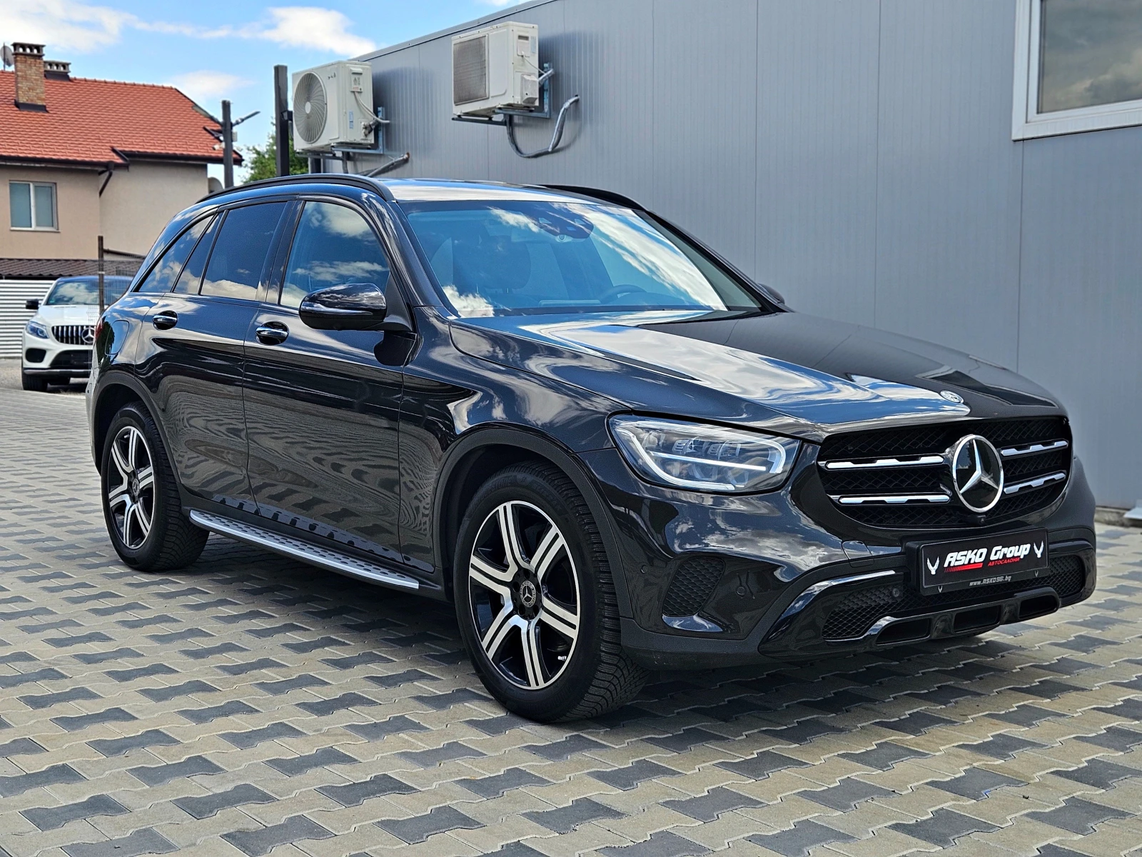 Mercedes-Benz GLC 300 AMG/GERMANY/DISTR//360CAMERA/ПОДГРEВ/AMBIENT/LIZIN - изображение 3