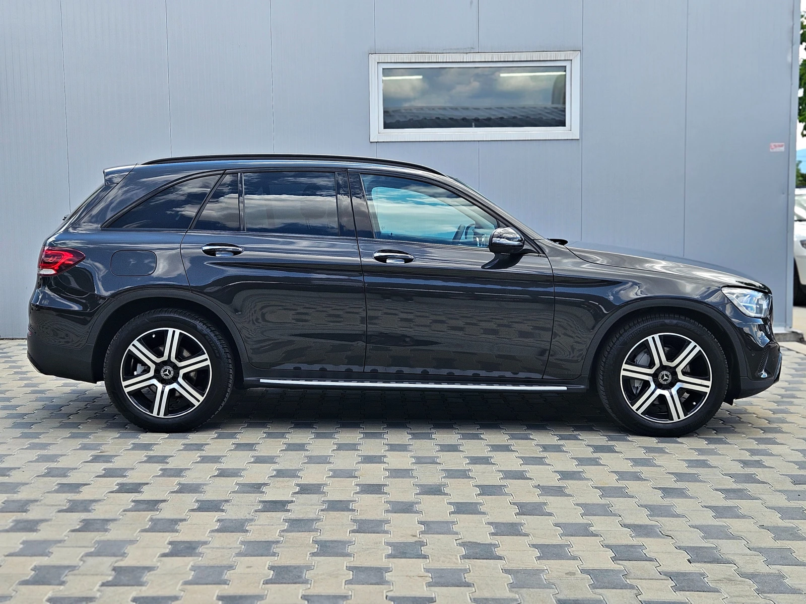 Mercedes-Benz GLC 300 AMG/GERMANY/DISTR//360CAMERA/ПОДГРEВ/AMBIENT/LIZIN - изображение 4