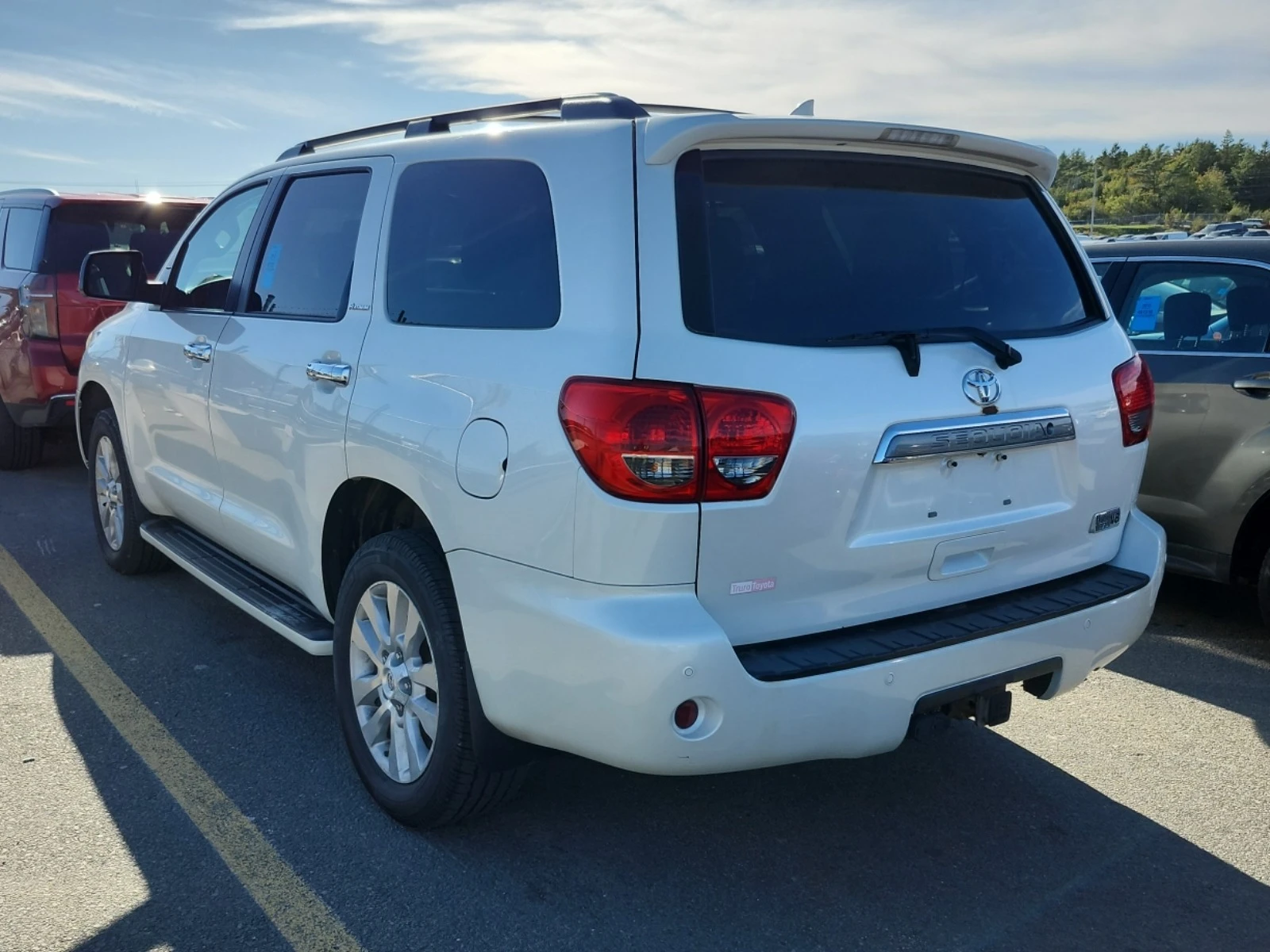 Toyota Sequoia PLATINUM * * CARFAX * * АВТО КРЕДИТ * *  - изображение 3