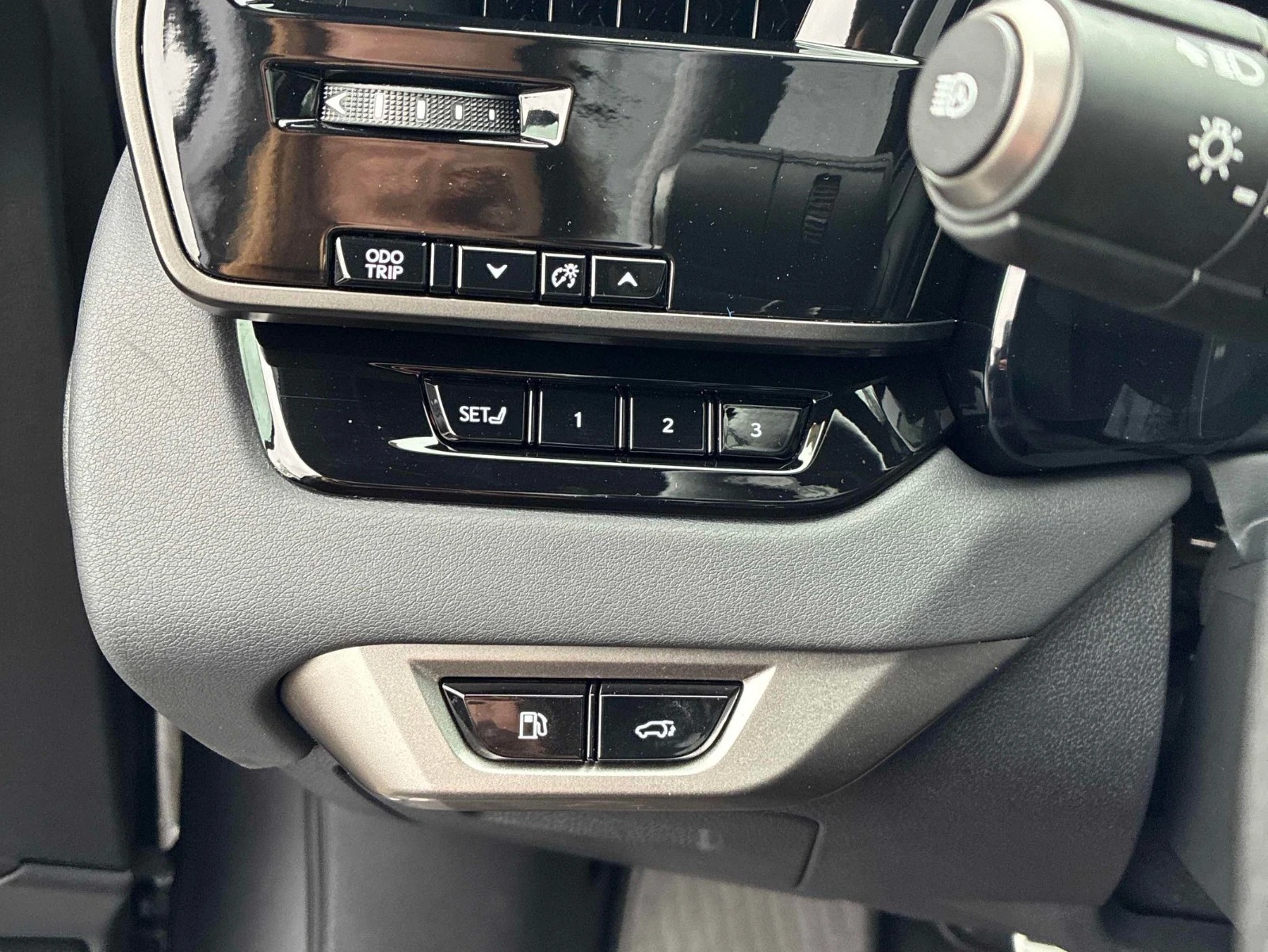 Lexus RX 500h CARFAX    | Mobile.bg   11