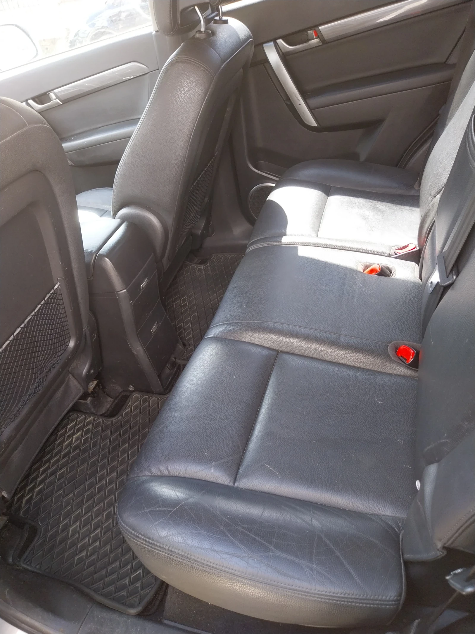 Chevrolet Captiva, снимка 5 - Автомобили и джипове - 54427596